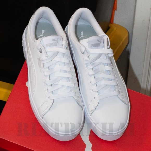 White PUMA Ladies' Smash Platform Shoe - Picture 3 of 9